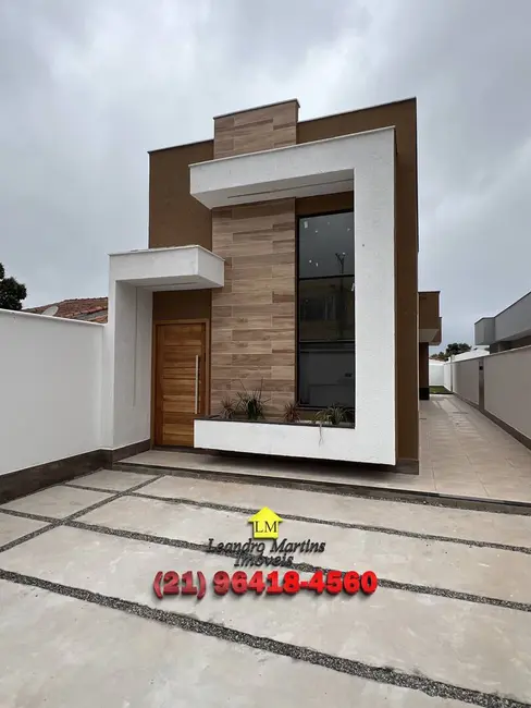 Foto 2 de Casa com 3 quartos à venda, 260m2 em Marica - RJ