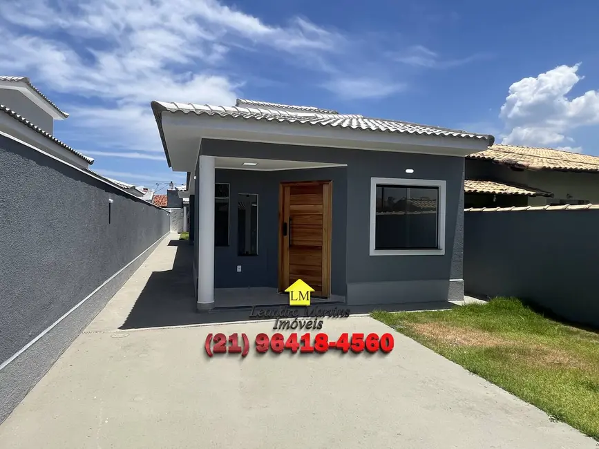 Foto 2 de Casa com 3 quartos à venda, 300m2 em Marica - RJ