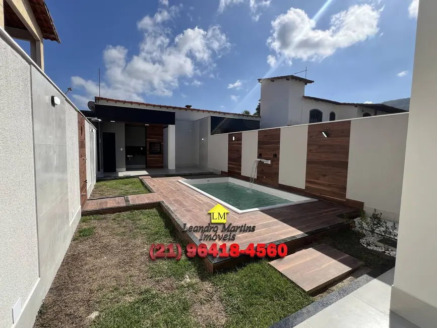 Foto 9 de Casa com 3 quartos à venda, 240m2 em Marica - RJ