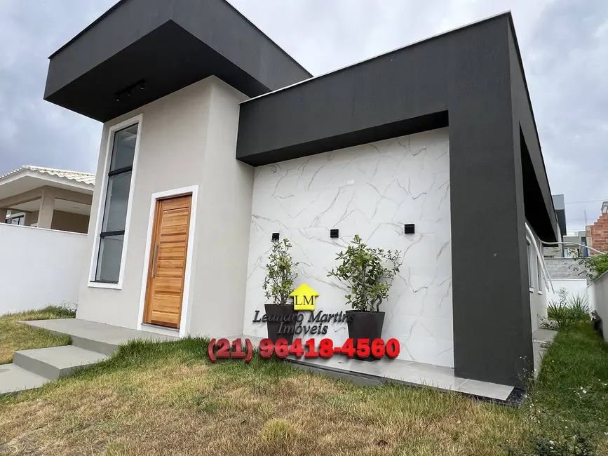 Foto 2 de Casa com 3 quartos à venda, 240m2 em Marica - RJ