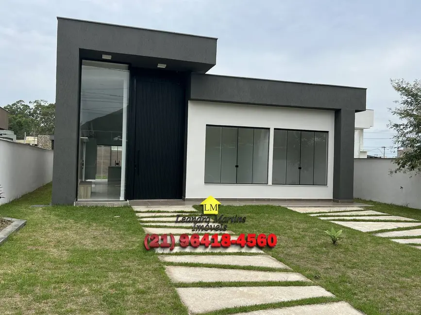 Casa com 4 quartos à venda, 360m2 em Marica - RJ - imagem 1 Foto 1 de Casa com 4 quartos à venda, 360m2 em Marica - RJ