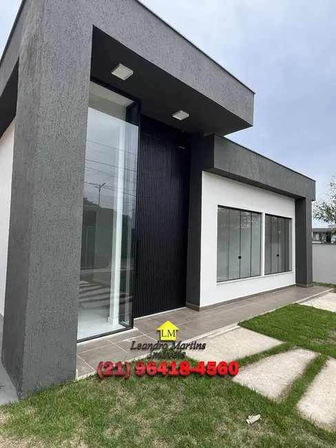 Casa com 4 quartos à venda, 360m2 em Marica - RJ - imagem 2 Foto 2 de Casa com 4 quartos à venda, 360m2 em Marica - RJ