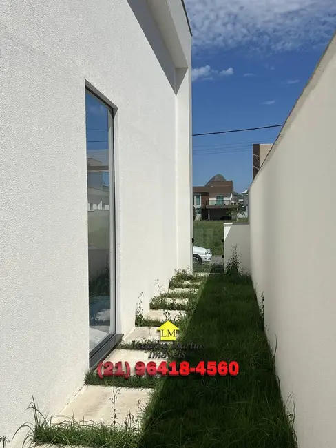 Foto 5 de Casa com 3 quartos à venda, 360m2 em Marica - RJ