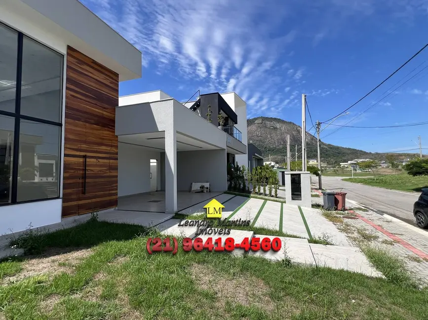 Foto 3 de Casa com 3 quartos à venda, 360m2 em Marica - RJ