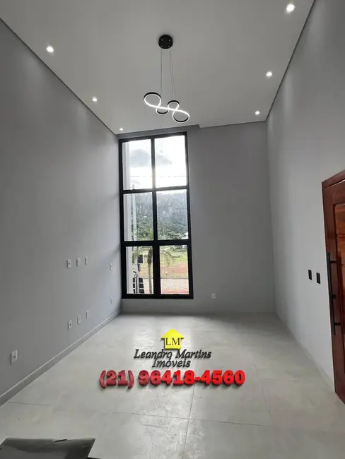 Foto 8 de Casa com 3 quartos à venda, 360m2 em Marica - RJ