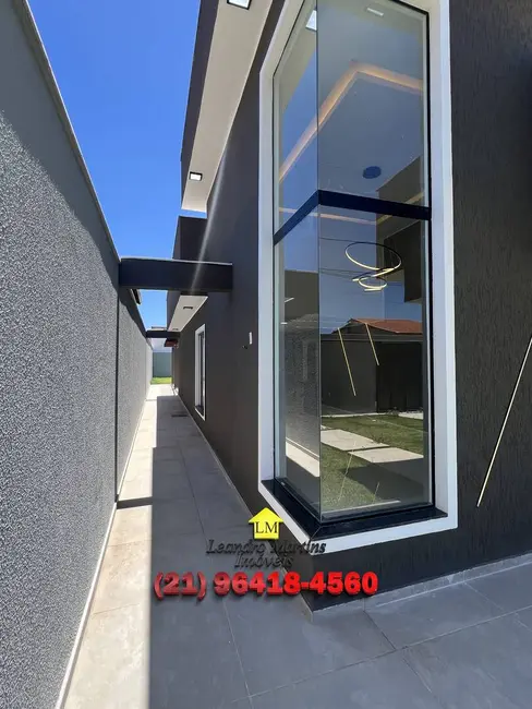 Foto 3 de Casa com 3 quartos à venda, 480m2 em Marica - RJ