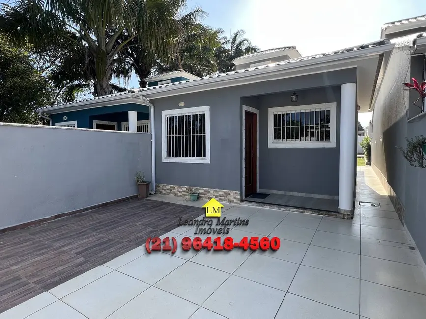 Foto 2 de Casa com 2 quartos à venda, 240m2 em Marica - RJ