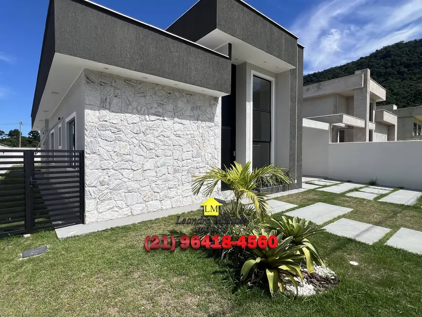 Foto 2 de Casa com 3 quartos à venda, 478m2 em Marica - RJ