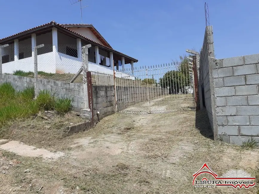 Foto 1 de Chácara com 3 quartos à venda, 156m2 em Chácaras Santa Maria, Jacarei - SP