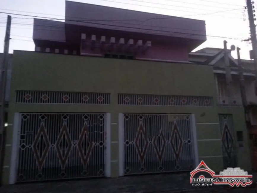 Foto 2 de Casa com 4 quartos à venda, 309m2 em Loteamento Villa Branca, Jacarei - SP