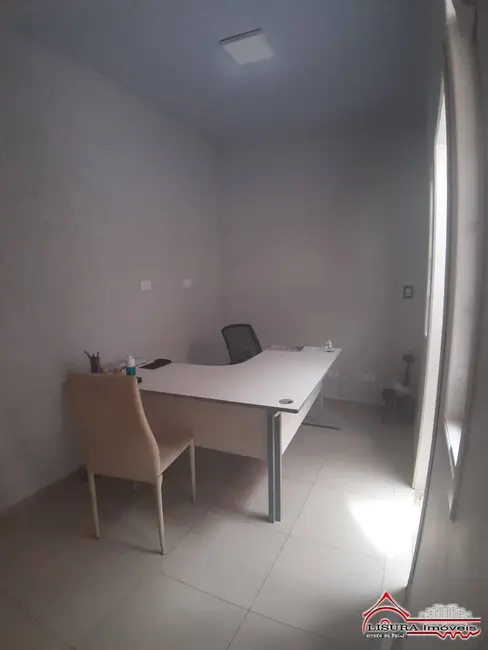 Foto 3 de Casa com 2 quartos à venda, 80m2 em Centro, Jacarei - SP