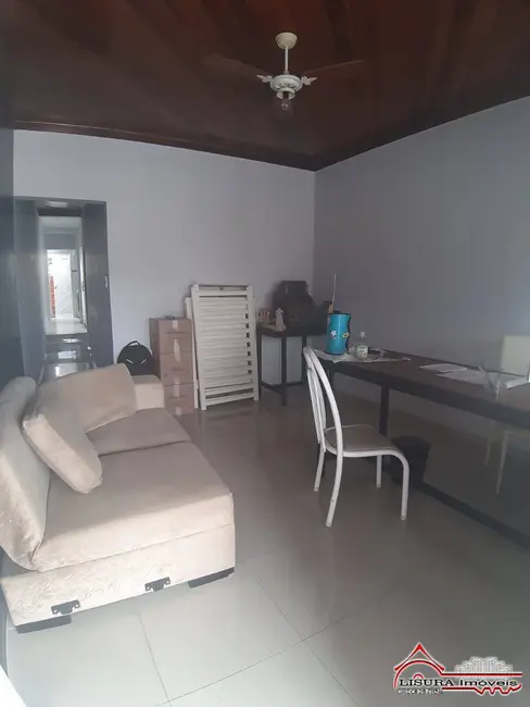 Foto 4 de Casa com 2 quartos à venda, 80m2 em Centro, Jacarei - SP