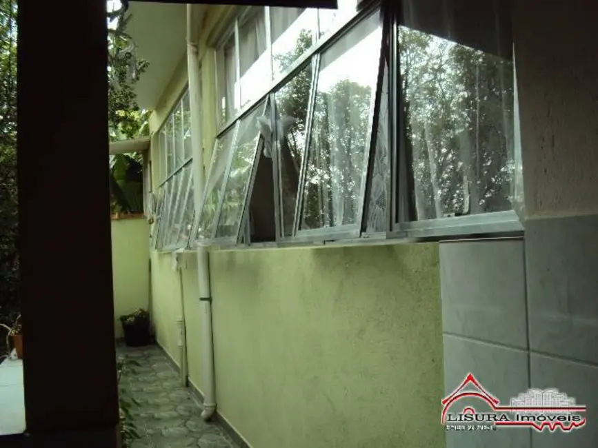 Foto 6 de Casa com 5 quartos à venda, 200m2 em Jardim Bela Vista, Jacarei - SP