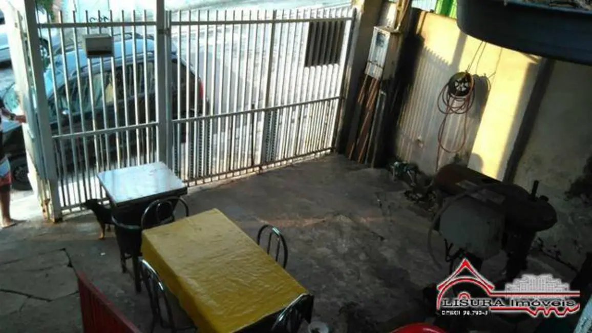 Foto 2 de Casa com 2 quartos à venda em Jardim Pitoresco, Jacarei - SP