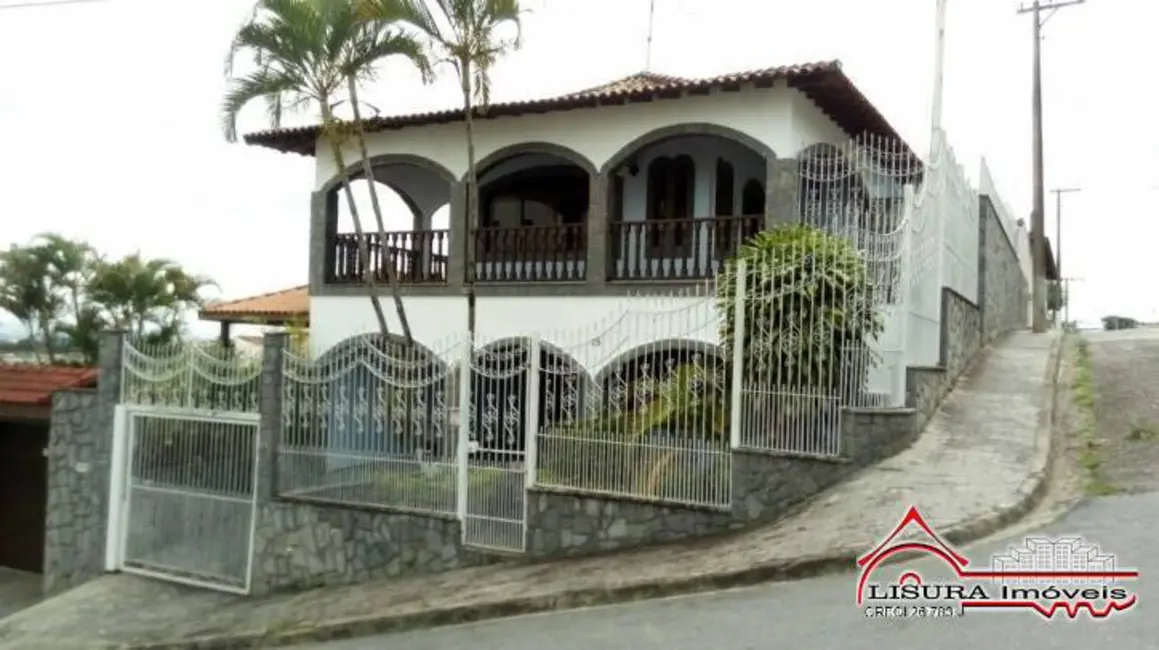 Foto 1 de Casa com 3 quartos à venda, 400m2 em Vila Aprazível, Jacarei - SP