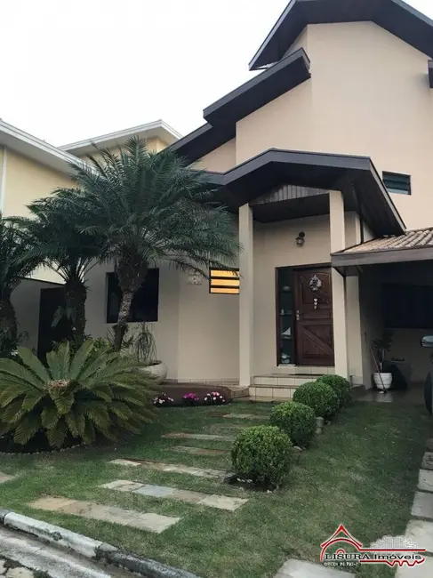 Foto 1 de Casa de Condomínio com 4 quartos à venda em Jacarei - SP