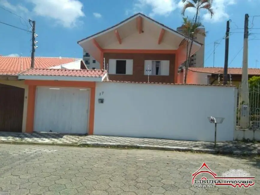 Foto 6 de Casa com 4 quartos à venda, 270m2 em Jardim Mesquita, Jacarei - SP
