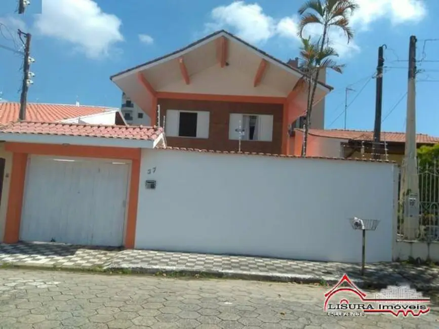 Foto 1 de Casa com 4 quartos à venda, 270m2 em Jardim Mesquita, Jacarei - SP