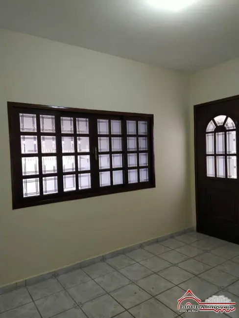 Foto 3 de Casa à venda em Jardim Emília, Jacarei - SP