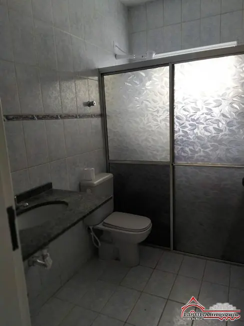 Foto 8 de Casa à venda em Jardim Emília, Jacarei - SP