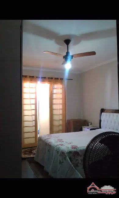 Foto 9 de Casa com 2 quartos à venda, 130m2 em Jardim Maria Amélia, Jacarei - SP