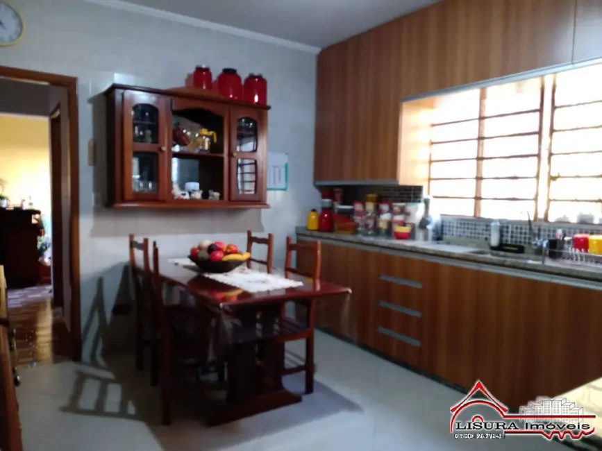 Foto 2 de Casa com 3 quartos à venda, 161m2 em Jardim São Luiz, Jacarei - SP