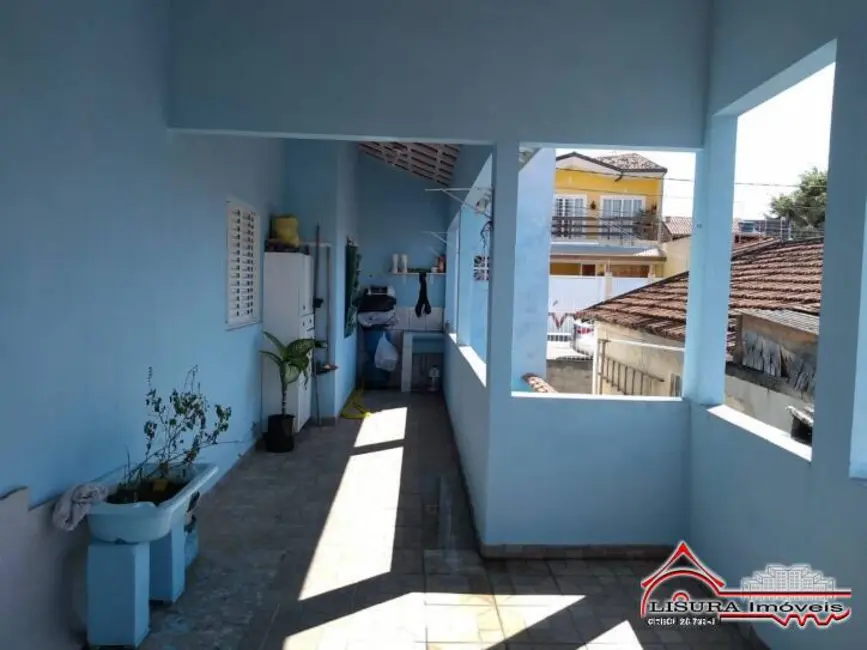 Foto 9 de Casa com 2 quartos à venda, 124m2 em Jardim das Indústrias, Jacarei - SP