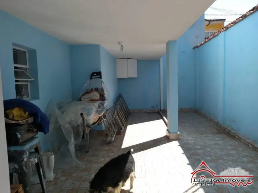 Foto 4 de Casa com 2 quartos à venda, 124m2 em Jardim das Indústrias, Jacarei - SP