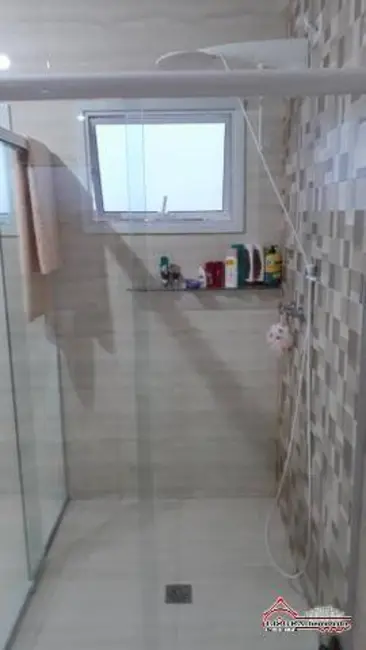 Casa com 3 quartos à venda, 160m2 em Jacarei - SP - imagem 7 Foto 7 de Casa com 3 quartos à venda, 160m2 em Jacarei - SP