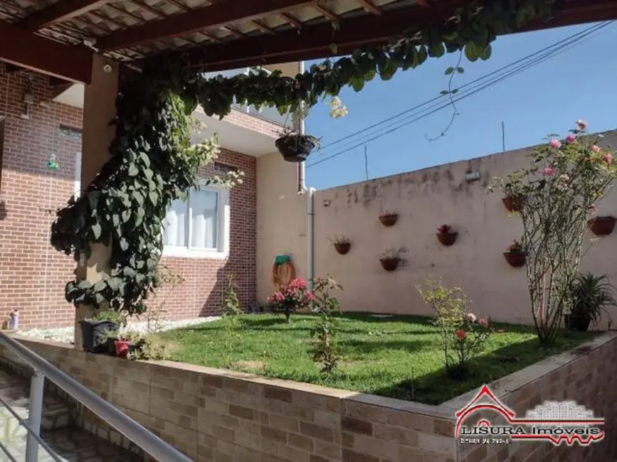 Foto 3 de Casa com 4 quartos à venda, 270m2 em Loteamento Villa Branca, Jacarei - SP