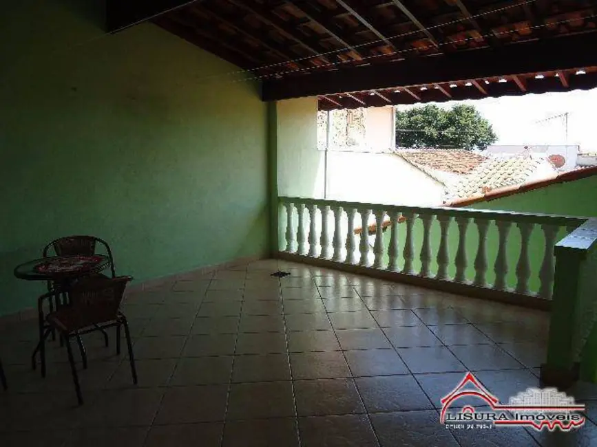 Foto 1 de Casa com 3 quartos à venda, 90m2 em Parque Santo Antônio, Jacarei - SP