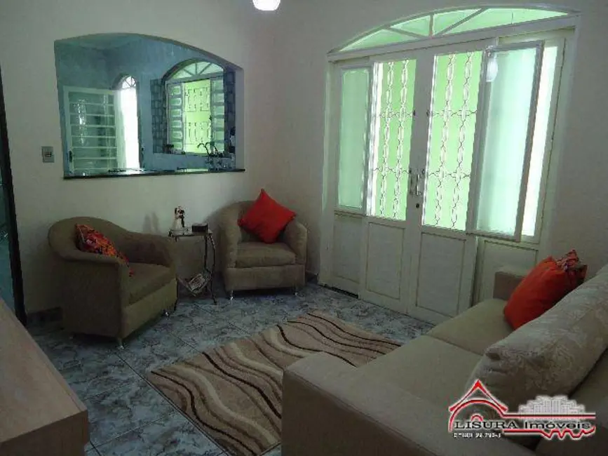 Foto 4 de Casa com 3 quartos à venda, 90m2 em Parque Santo Antônio, Jacarei - SP