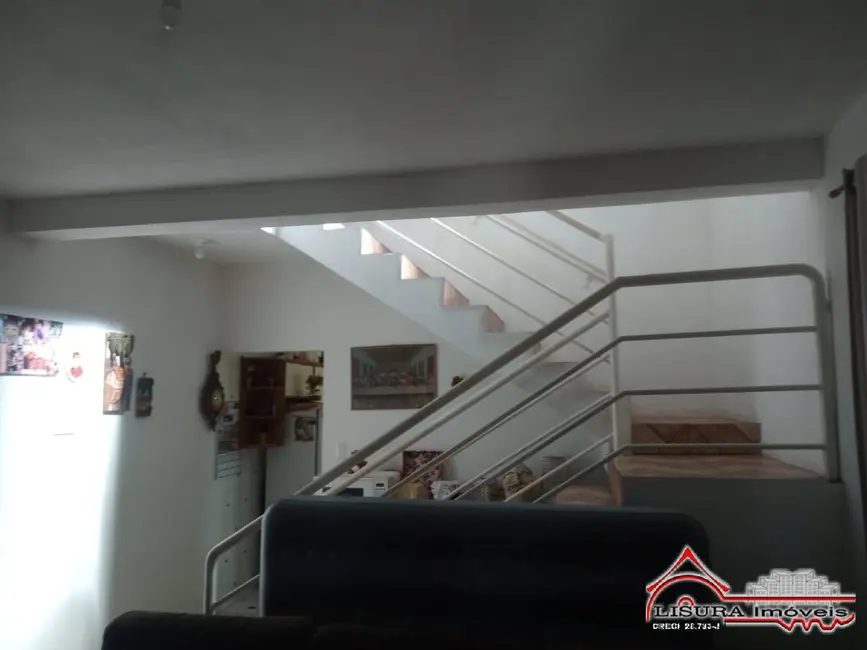 Foto 3 de Casa com 4 quartos à venda, 208m2 em Santa Branca - SP