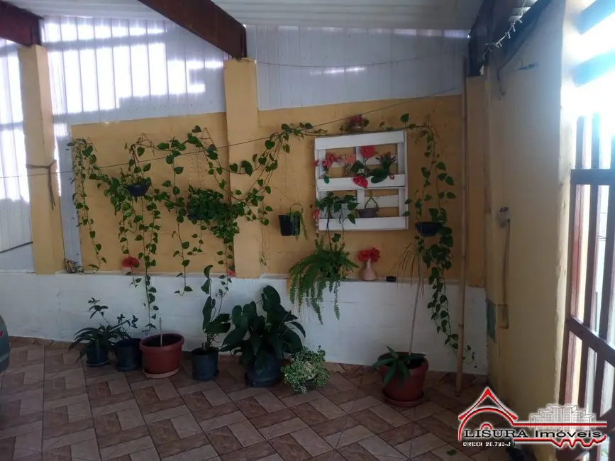 Foto 2 de Casa com 4 quartos à venda, 208m2 em Santa Branca - SP