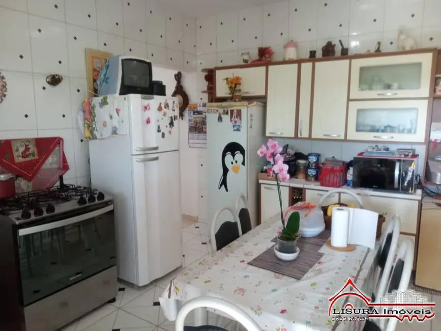 Foto 8 de Casa com 4 quartos à venda, 208m2 em Santa Branca - SP