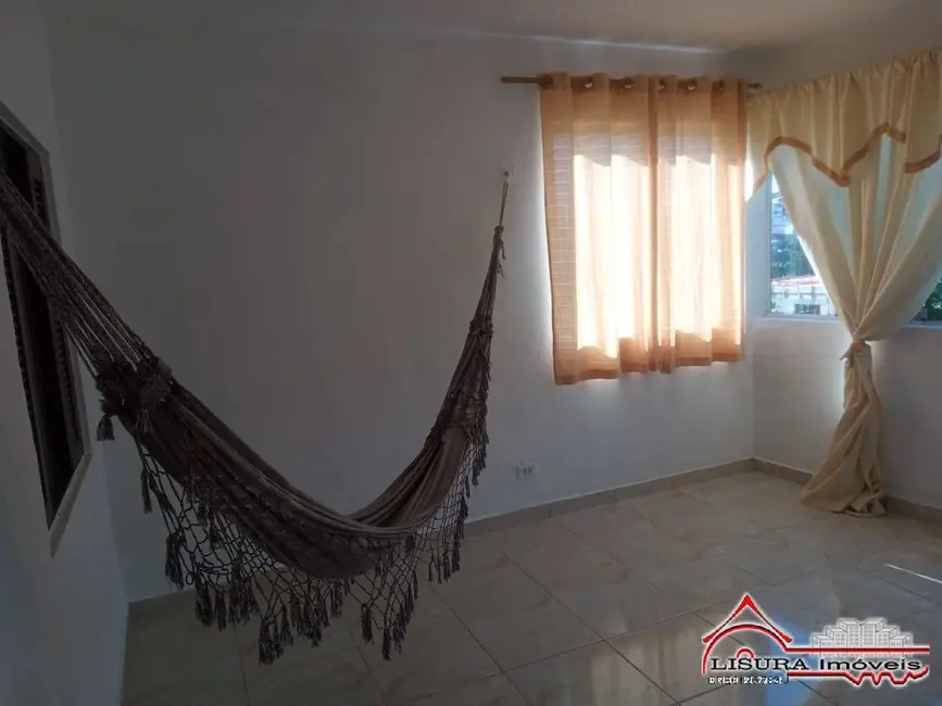 Foto 6 de Casa com 4 quartos à venda, 208m2 em Santa Branca - SP