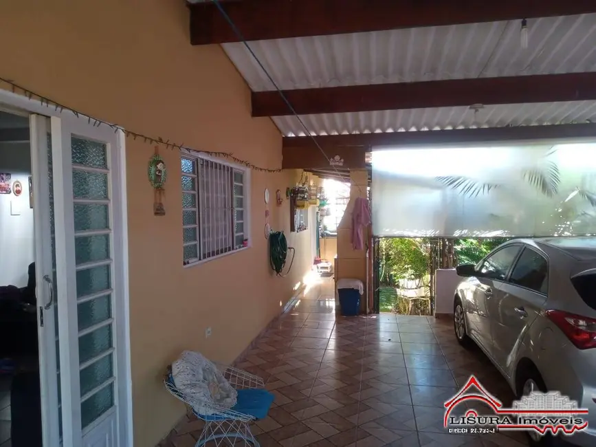 Foto 1 de Casa com 4 quartos à venda, 208m2 em Santa Branca - SP