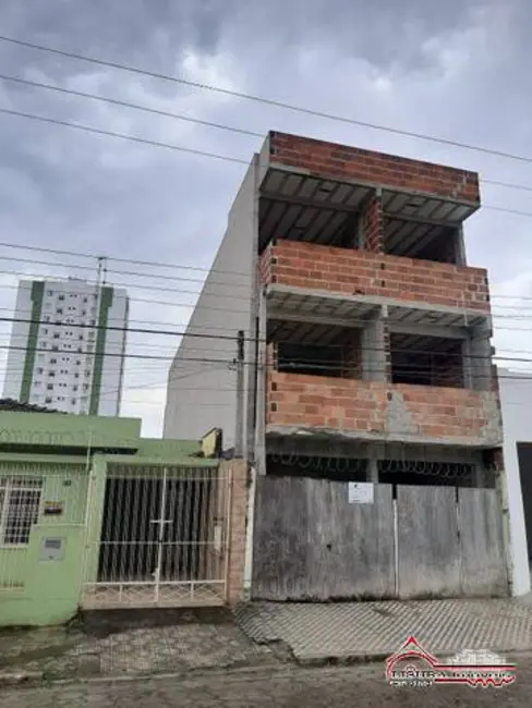 Foto 2 de Casa com 5 quartos à venda, 300m2 em Jardim Pereira do Amparo, Jacarei - SP
