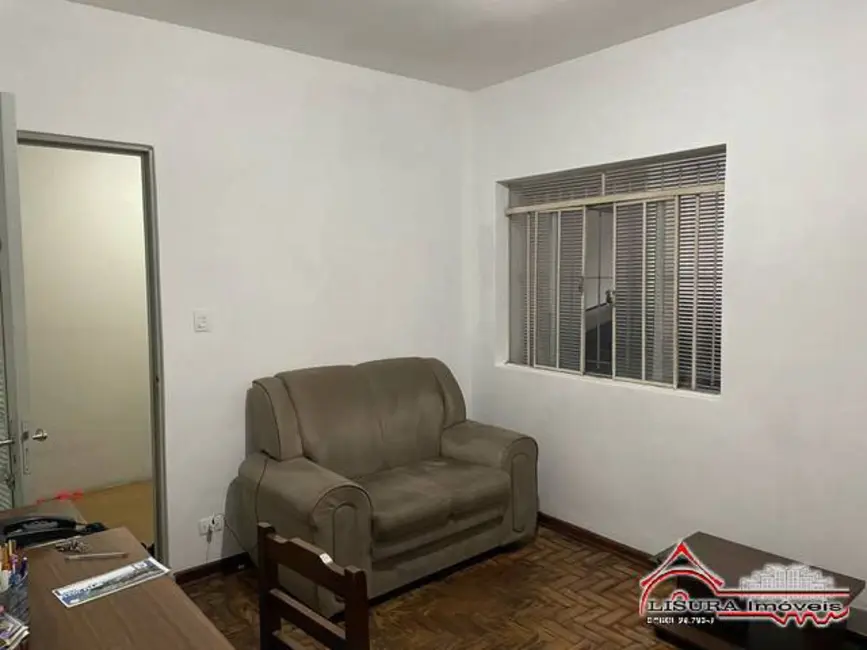 Foto 2 de Casa com 2 quartos à venda, 100m2 em Vila Martinez, Jacarei - SP