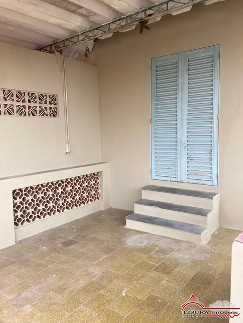 Foto 2 de Casa com 2 quartos à venda, 180m2 em Jardim São Luiz, Jacarei - SP