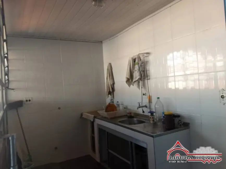 Sala Comercial para alugar, 100m2 em Centro, Jacarei - SP - imagem 7 Foto 7 de Sala Comercial para alugar, 100m2 em Centro, Jacarei - SP