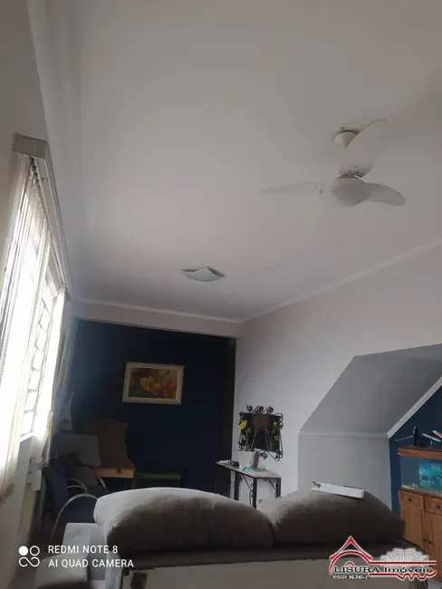Foto 2 de Casa com 1 quarto para alugar, 300m2 em São João, Jacarei - SP