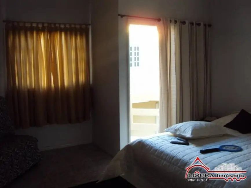 Foto 5 de Casa de Condomínio com 3 quartos à venda, 111m2 em Jardim Flórida, Jacarei - SP