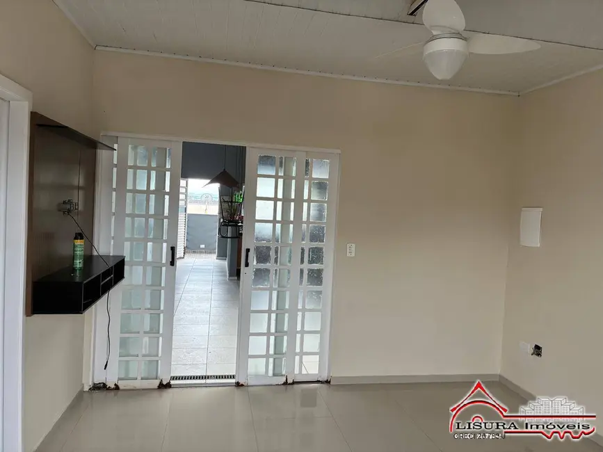 Foto 5 de Casa com 3 quartos à venda, 214m2 em Residencial Santa Paula, Jacarei - SP