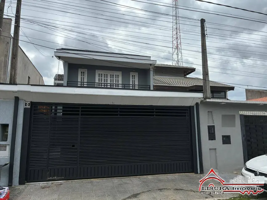 Foto 1 de Casa com 3 quartos à venda, 214m2 em Residencial Santa Paula, Jacarei - SP