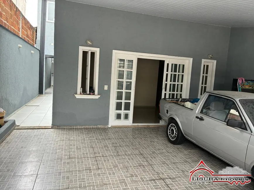 Foto 3 de Casa com 3 quartos à venda, 214m2 em Residencial Santa Paula, Jacarei - SP