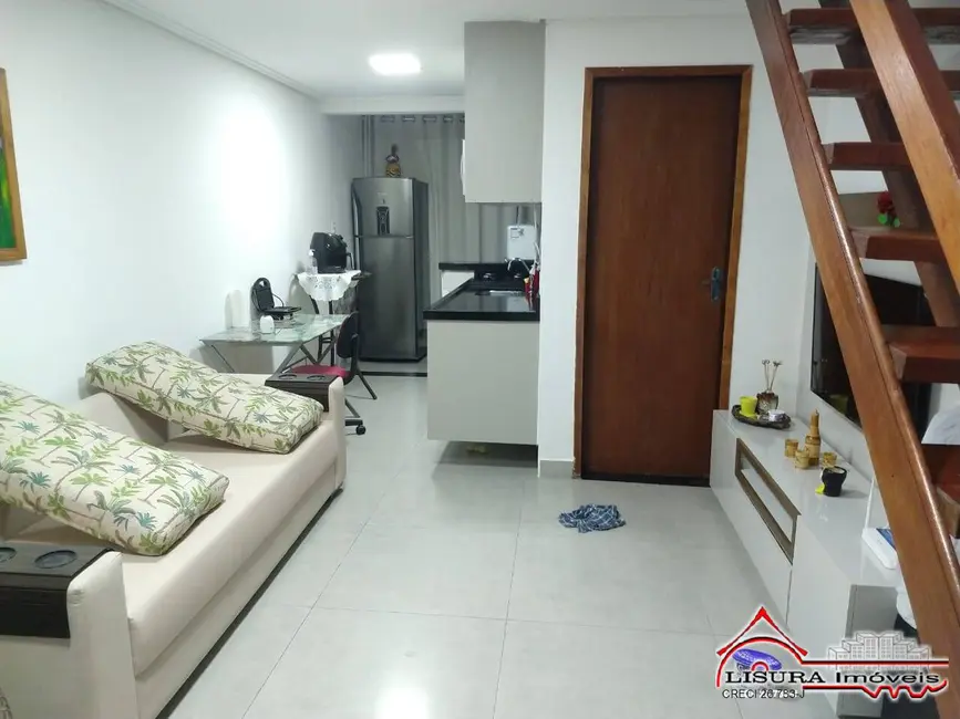 Foto 1 de Casa de Condomínio com 2 quartos à venda em Caraguatatuba - SP