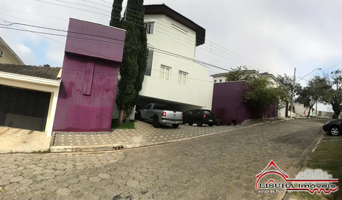 Casa de Condomínio com 3 quartos à venda, 316m2 em Jardim Coleginho, Jacarei - SP - imagem 4 Foto 4 de Casa de Condomínio com 3 quartos à venda, 316m2 em Jardim Coleginho, Jacarei - SP