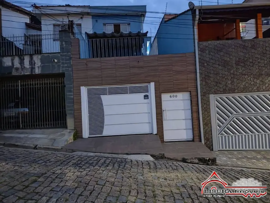 Foto 1 de Casa com 3 quartos à venda, 209m2 em Jardim Bela Vista, Jacarei - SP