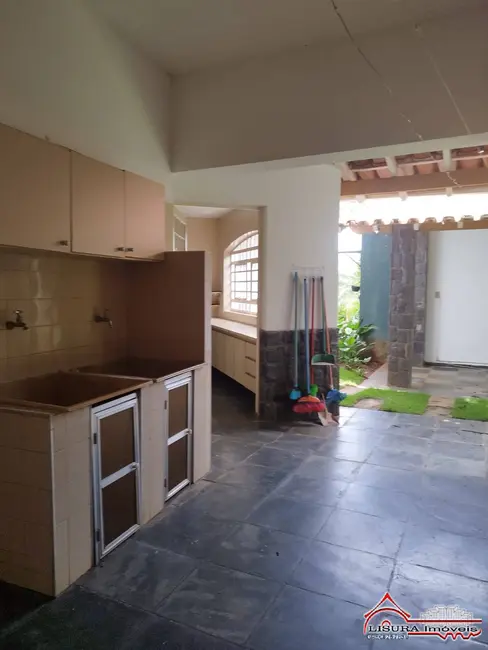 Foto 9 de Casa com 4 quartos à venda, 436m2 em Centro, Jacarei - SP